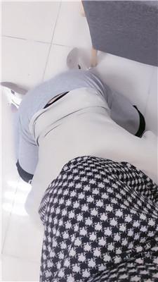 se1byg2t52q.jpg
