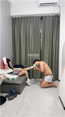 oy104sj0m35.jpg