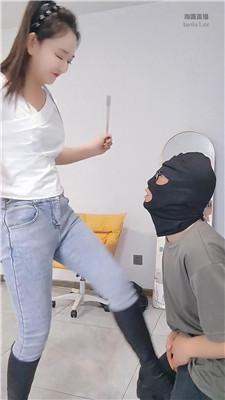 x44afhxwi3b.jpg