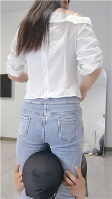 l0smwtsutb3.jpg