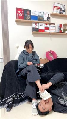 fgqa4yb32yf.jpg