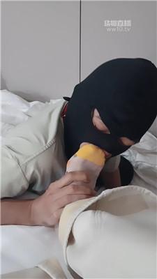 ya2v45jhmzm.jpg