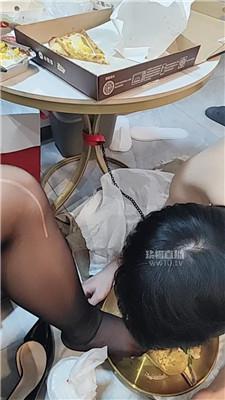 s4hkfujdduu.jpg