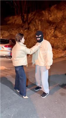 nkbdl3y0yng.jpg
