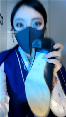 r0ice4kglzu.jpg