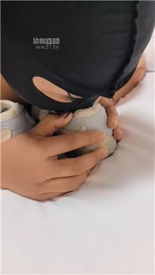 pk1o42b3p52.jpg