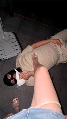 2fbmye3oeio.jpg
