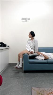 yjfm52n4hg0.jpg