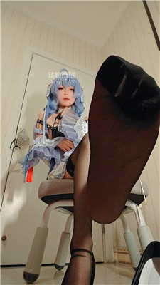 f5lalfpmrx1.jpg