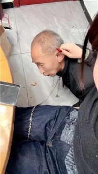 【调教视频】【煊赫大人】包房伺候主人用餐【完整版】 JS251225-29