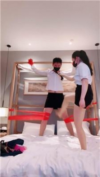 【调教视频】【古筝驯兽师】胶带吊绑刑奴虐-骑马 JS250717-2