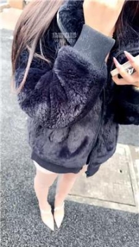 【调教视频】【Vito】户外开发车内酸臭肉丝调 JS260331-5