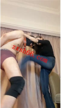 TLZB26154万万-暴力踢蛋高跟狠踩骑马舔脚37分