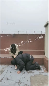 TL43139 阿北】户外调教素人朋友在旁边50分钟