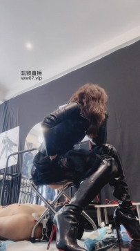 倪小主 黄金M