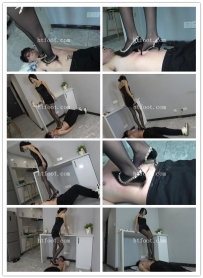 【曼曼】高跟踩踏练习