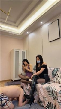 【调教视频】【月焱】双S-长靴黑丝美腿踩虐 bf53957