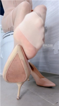 【第一视角】【小璃】高跟肉丝    251107-40