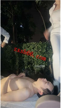 TLZB25622繁星女宝-调教户外双主黄金圣水喂食小骚40分