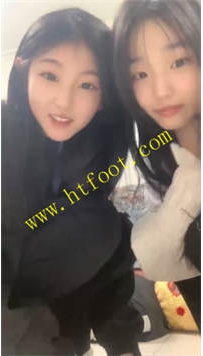 TL34900 与精神小妹的那些事】口水裸足35分钟