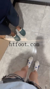 ZB10363 苒溪-原来同事是个变态25分钟