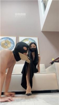 【调教视频】【万万】御姐S-铆钉鞋玩虐骚贱奴 bf56036