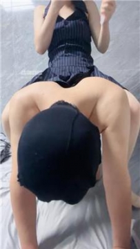 【调教视频】【泡泡】酸臭肉丝脚踩-拍子虐打 JS250526-22