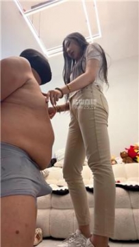 【调教视频】【缈缈】裤里丝玩弄胖狗 bf61704