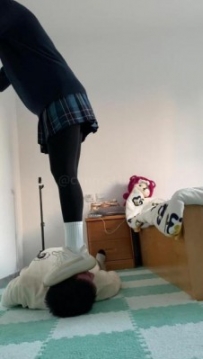 【精神小妹】女神全体重踩踏暴力踢踹虐M   JS241209~6