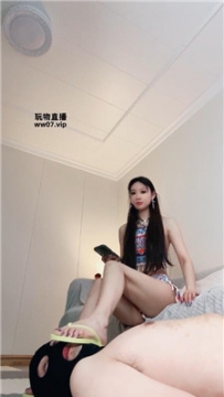 【调教视频】【猫神】人字拖玉足恋足舔 bf53384