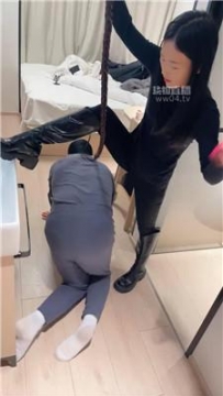 【调教视频】【狠心小妈】骑马骑脖-长靴碾压踩-喂圣水 JS251103-16