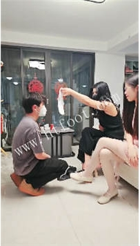 ZB4245 嘉妮】外卖员偷袜子41分钟