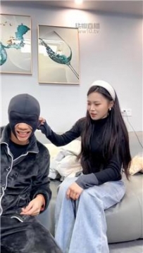 【调教视频】【JonyZ】搭讪175白棉袜御姐 bf60724