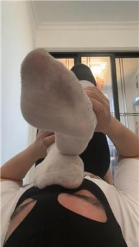 【调教视频】【美娜格格】白袜裸足上课 JS250719-27