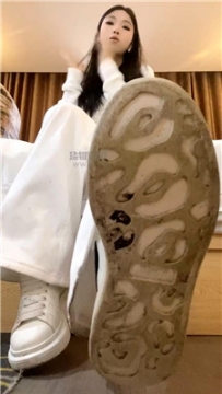 【第一视角】【海绵大大】脏鞋白袜炸J    260209-4