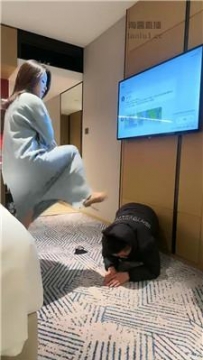 【调教视频】【辣姐】前任下跪求复合 JS251117-43