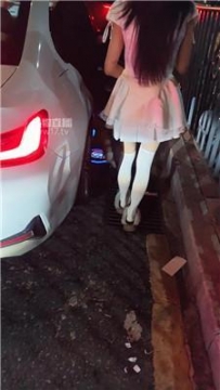 【调教视频】【萝莉收割机】车内调-白袜辱 JS260105-3