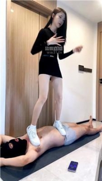 【调教视频】【胖虎】小白鞋白袜蹦跶 bf61880