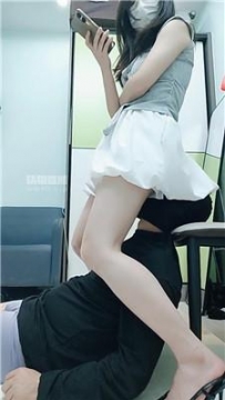 【调教视频】【灵竹】坐脸窒息-臭脚丫恋足狂舔 JS250816-18