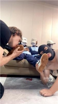 【调教视频】【CN足彩馆】多S脏鞋白袜踩双M bf59973