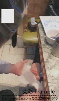 12096 大连歌迪丝S高清鞋底和口吐喂食狗奴