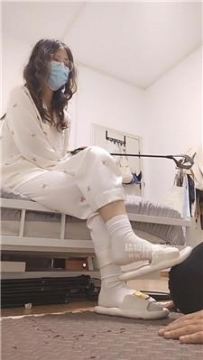 【调教视频】【一点点】强制脚插嘴 JS260528-35