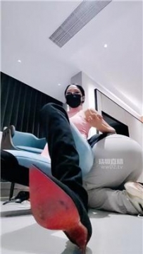 【调教视频】【苏大大】高跟长靴踩废物奴 JS251025-18