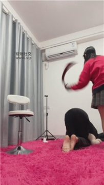 【调教视频】【阿霞】sp鞭打踩踏    241219-7