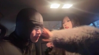 【调教视频】【素人挖掘机】开发素人车内调-抽耳光揪耳朵/雪地靴踩【完整版】bf48185