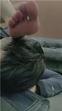 【调教视频】【文文文文】素人S-私人影院-长靴暴力踩踏踢踹 bf49150