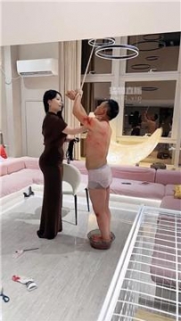 【调教视频】【黛樱】吊绑重度虐打刑奴【下】 JS250817-25