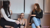26809  LGF女女-素人Evelina初次享受残虐母狗的乐趣！逼母狗吃整碗烟头，喝浓痰口水
