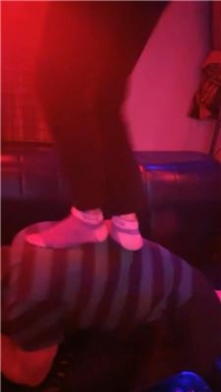 【调教视频】【夸梨】KTV-开发陪酒小妹做S JS250503-24