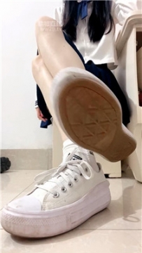 【第一视角】【敢敢】剧情恋足癖哥哥帮妹妹除臭    260321-33